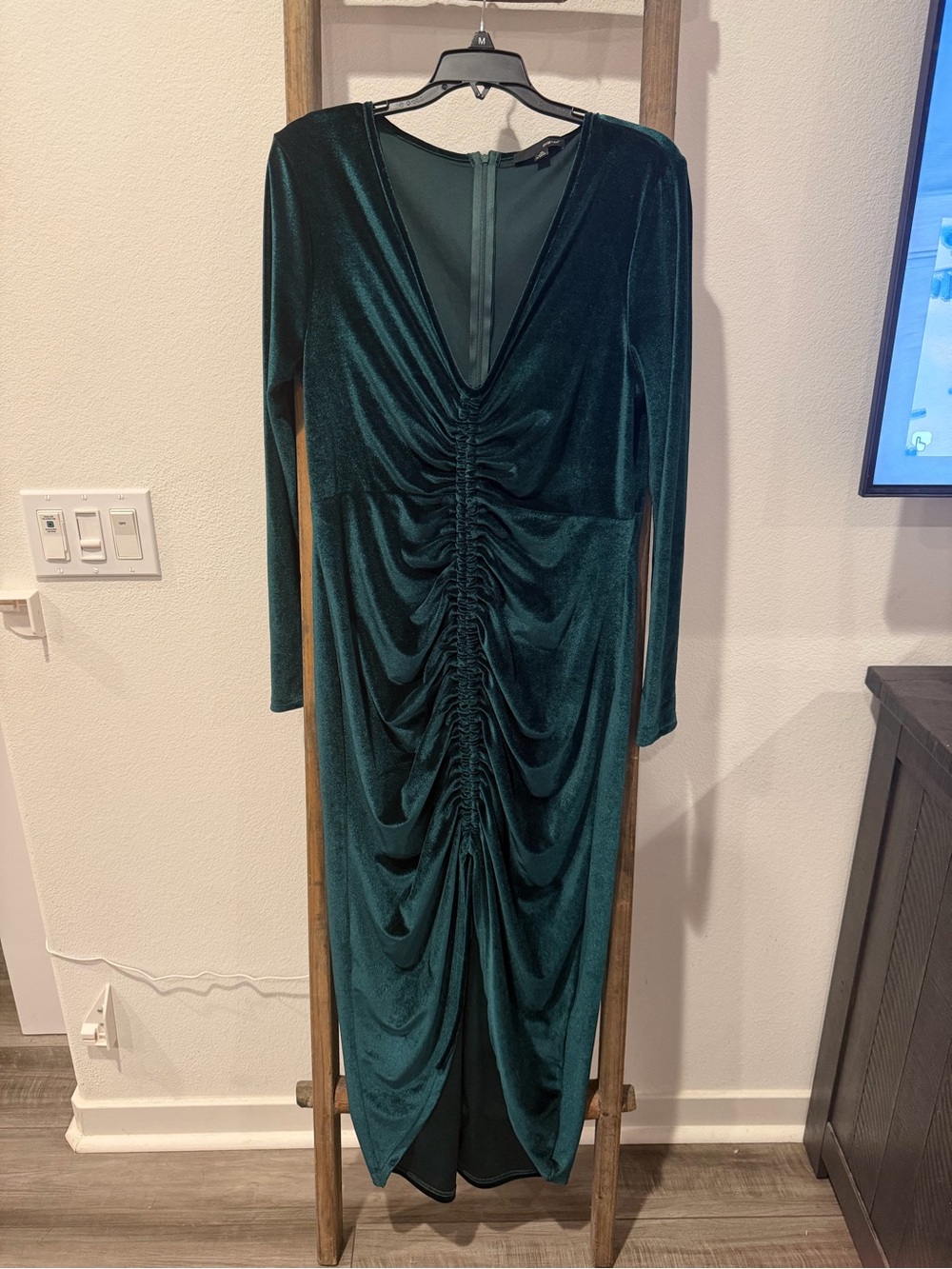 Etro Dark Emerald Green Velvet Ruched V-Neck Long Sleeve Dress